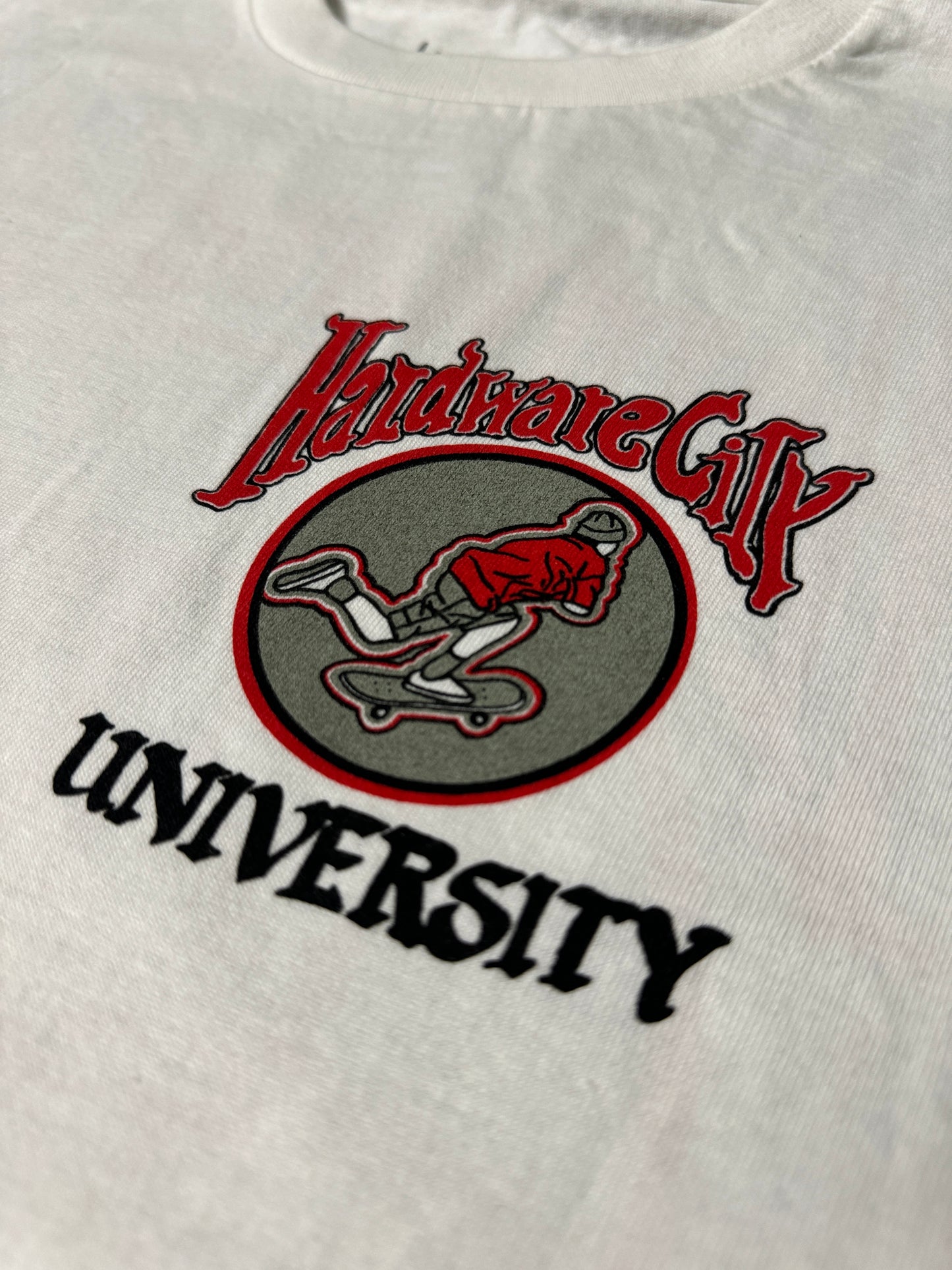 T-Shirt University