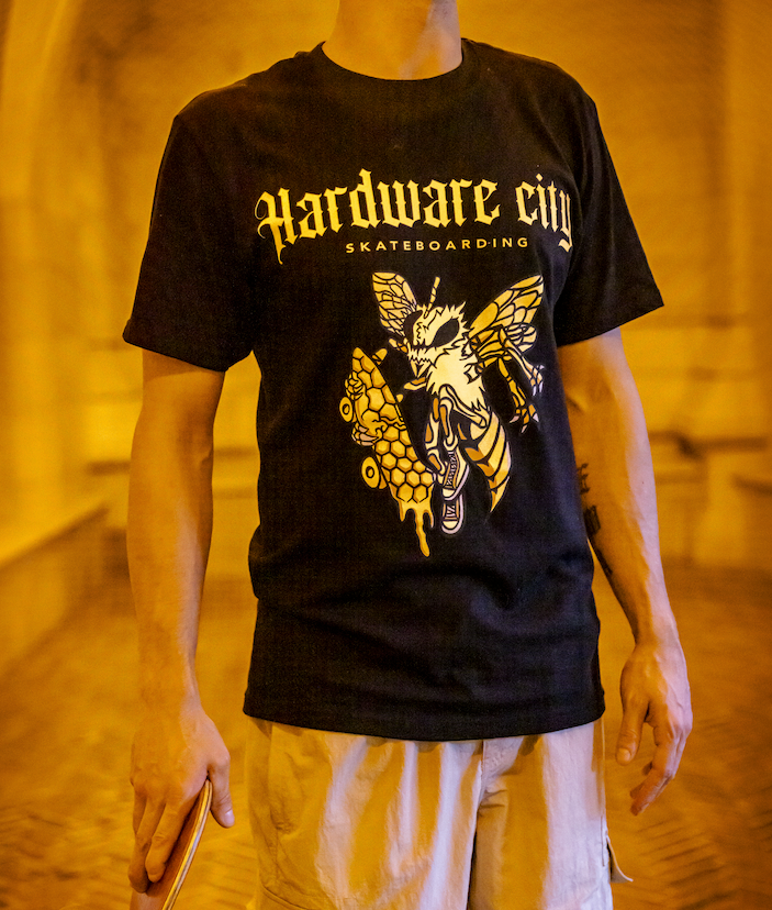 T-Shirt Bee