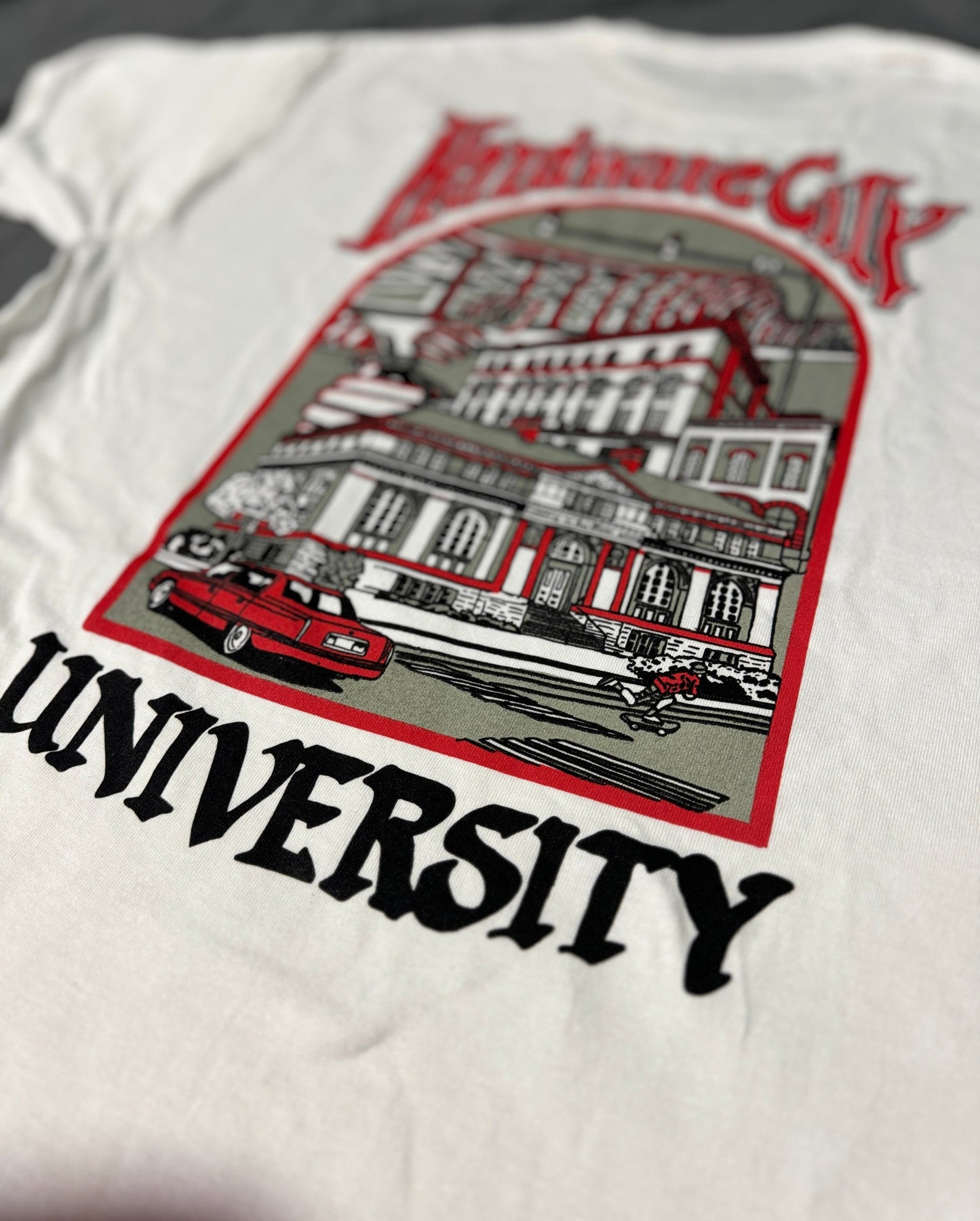 T-Shirt University