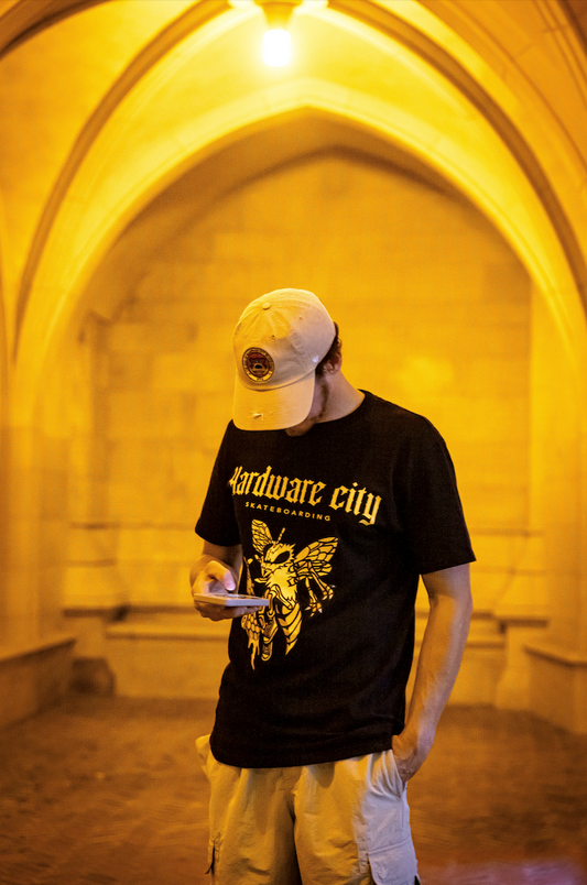 T-Shirt Bee